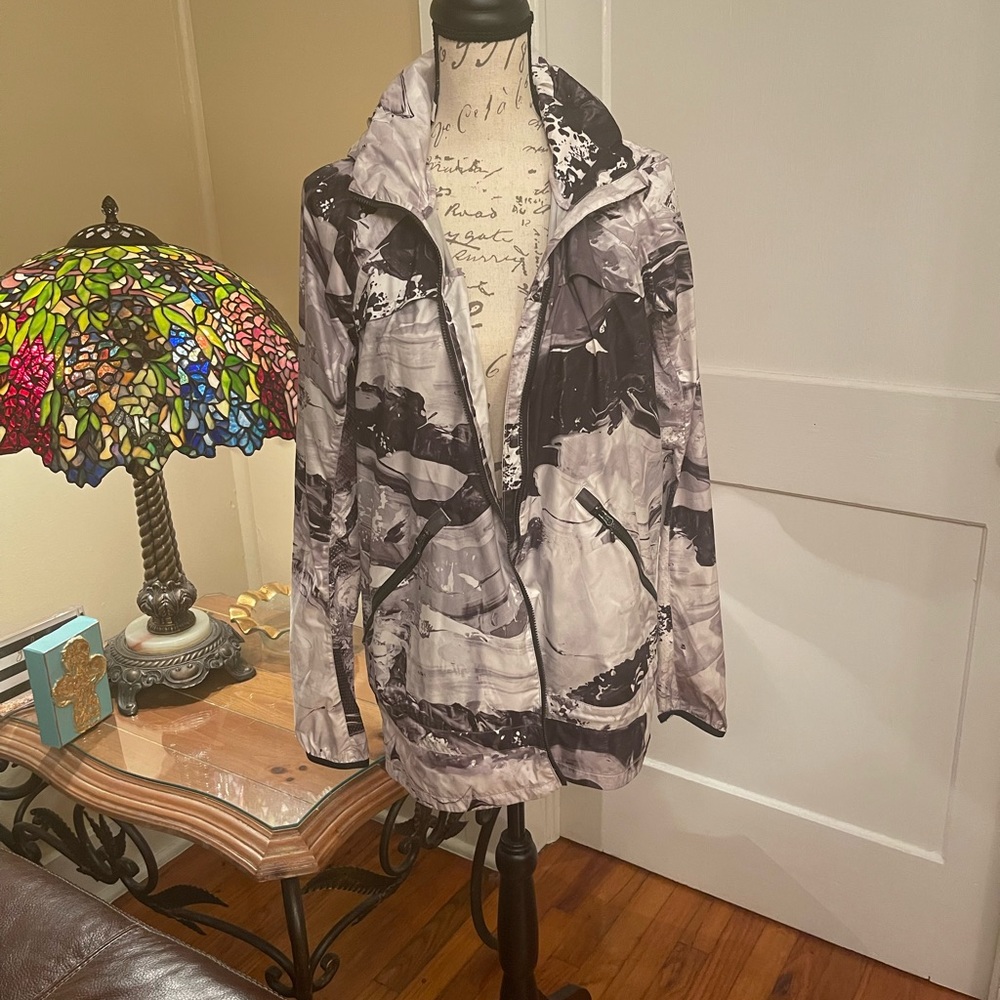 Lululemon jacket